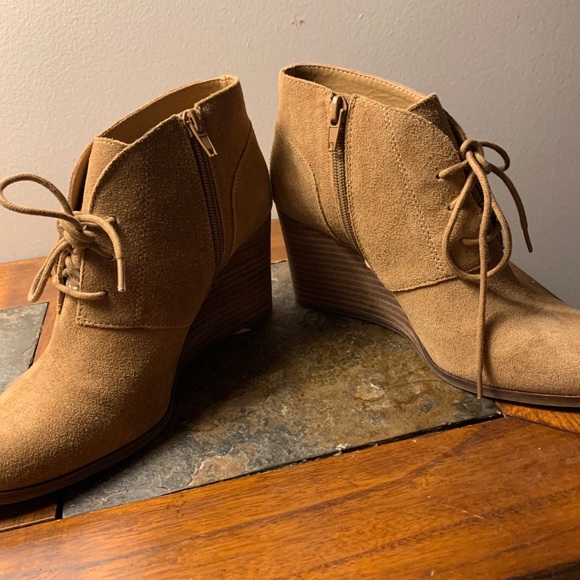 Lucky Brand tan suede boots - Picture 2 of 2